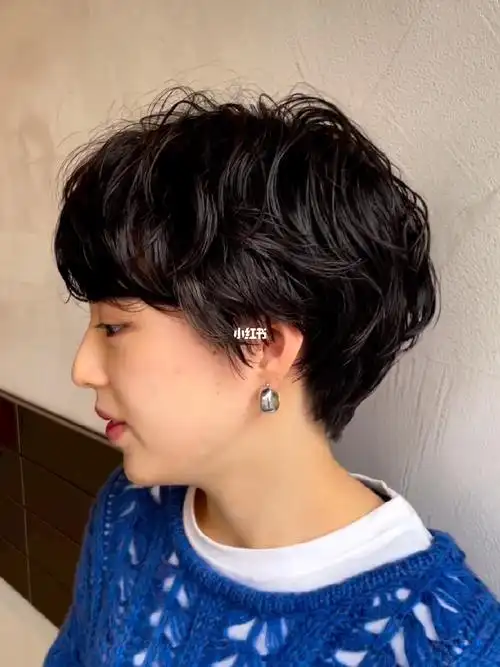 女生短发发型  #北京云飞短发设计  #短发  #女生发型参考  #烫发