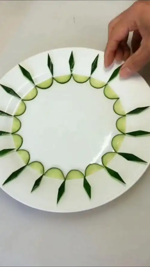 大师教你黄瓜围盘,简简单单,一学就会,学费三千.