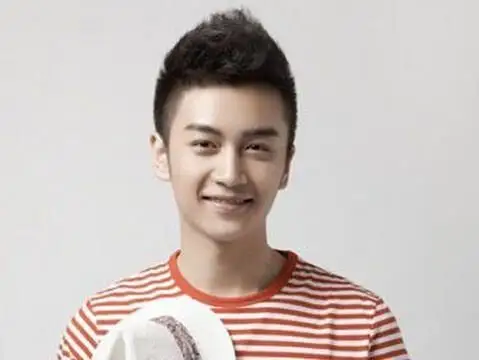 2016男生子弹头发型 展现个性魅力风格