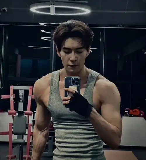 拥有顶级身材的内娱男星##分享一夏