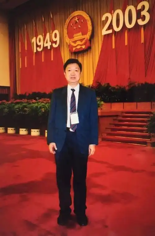 长哭一歌送君行李远荣香港高五组北京谭芯芯校友文萃