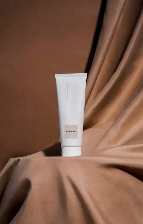 洗面奶拍摄|摄影|产品摄影|墨北不北 - 原创作品 - 站酷 (zcool)