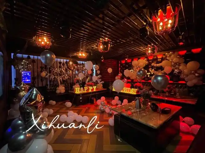 厦门ktv生日气球布置7869