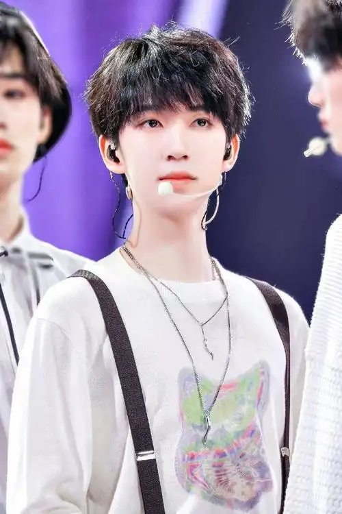 (天生偶像贺峻霖)贺峻霖【贺峻霖接招吧前辈】【贺峻霖快乐大本营】