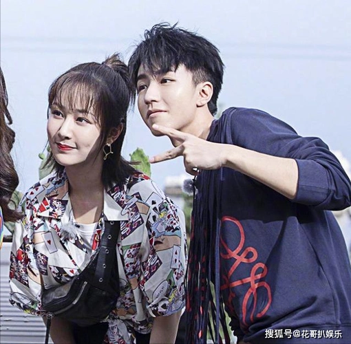杨紫邀约三字王俊凯杨紫想蹭姐弟恋题材剧的东风和王俊凯合作