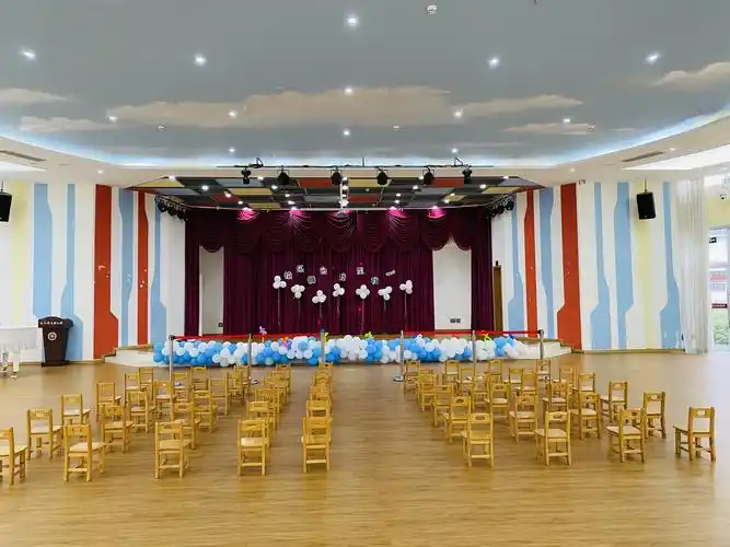 快乐舞台,我型我show——大邑县北大培文幼儿园2020年10月"月末小舞台