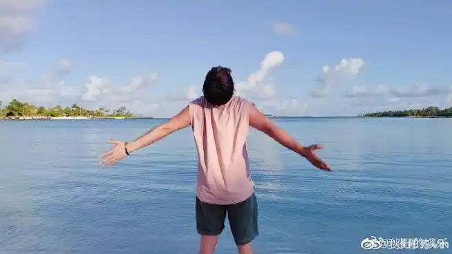 张彬彬假期结束##张彬彬的腹肌