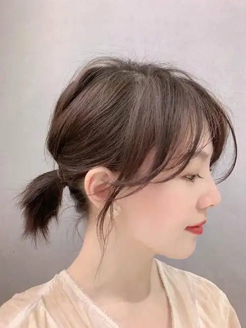 而且八字刘海你们知道不挑脸型:长脸 圆脸 方脸 菱形脸都可以