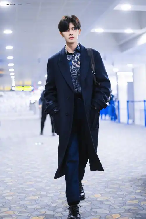 任嘉伦米兰时装周##任嘉伦etro品牌代言人