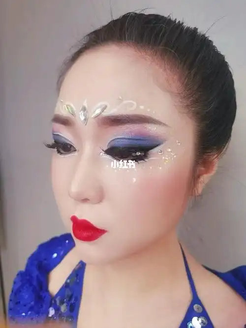 儿童拉丁舞妆容舞台妆