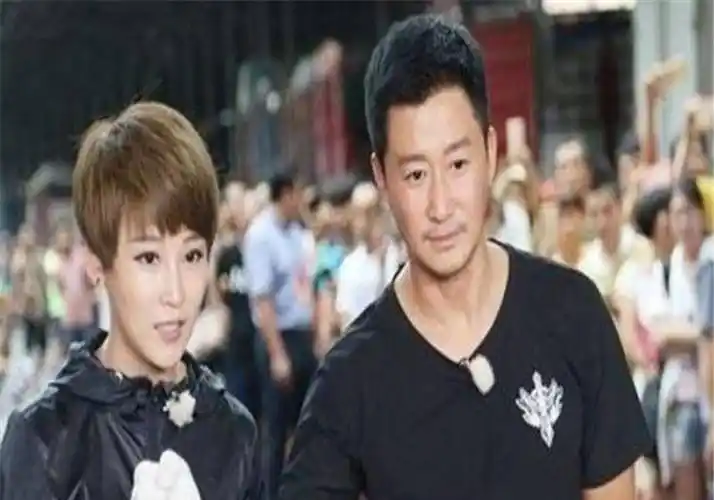 吴京零点给谢楠送生日祝福,曾因为投资电影差点倾家荡产,老婆却说我养