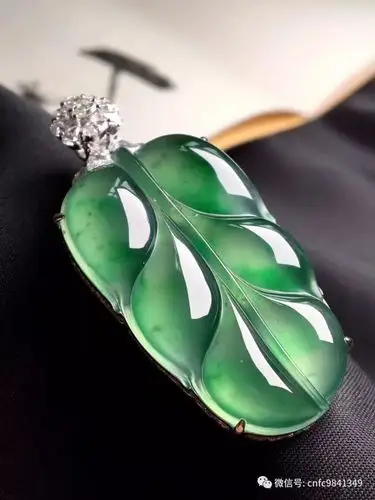 翡翠欣赏丨富贵浓紫蛋面吊坠:六位数_腾讯新闻