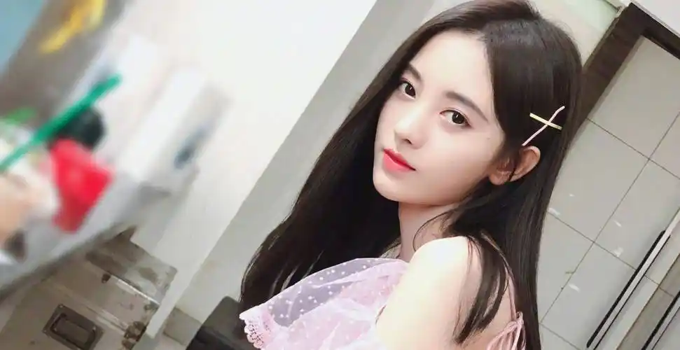 原创鞠婧祎真是美貌依旧看到照片后网友真养眼啊