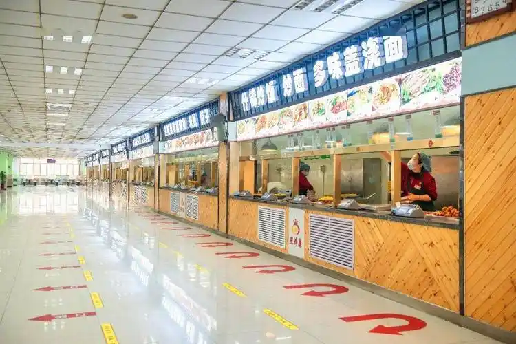 2022二南招生季丨石家庄二中实验学校优美的校园环境