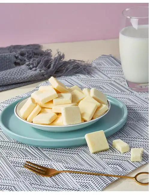 西域奇酪软奶酪g钙奶酪儿童酸奶酪即食乳酪原味乳制品奶疙瘩100克散装