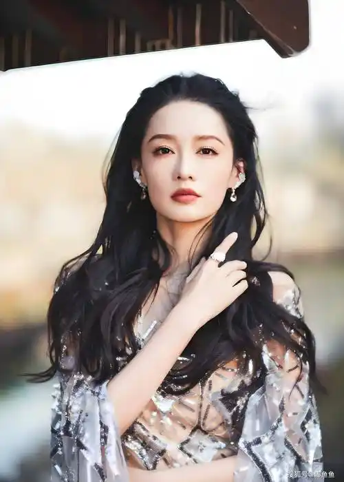 李沁,真正的人间极品尤物!