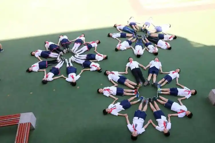 创意毕业照大集合来学学拍照的正确姿势丨六一特别策划