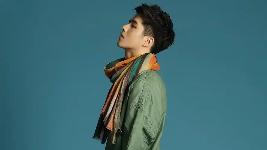 刘昊然演员小鲜肉明星风尚壁纸