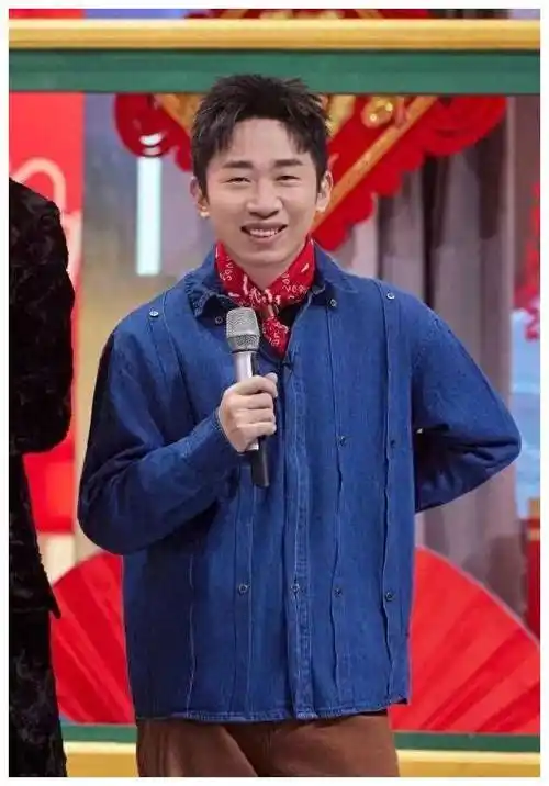 鼠系帅哥杨迪爆改,小鲜肉谢广坤大变样,搞笑爆改明星笑翻众人_化妆