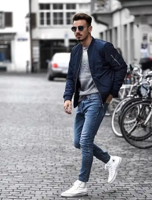 男牛仔裤配鞋效果图穿牛仔裤鞋子应该怎么选