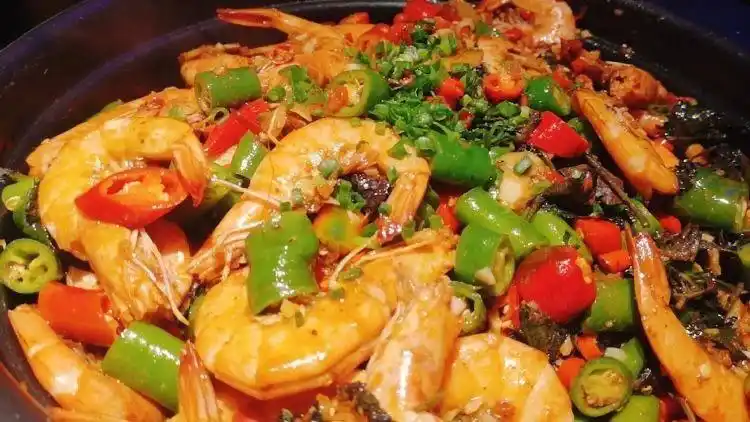 爆炒香辣虾好吃