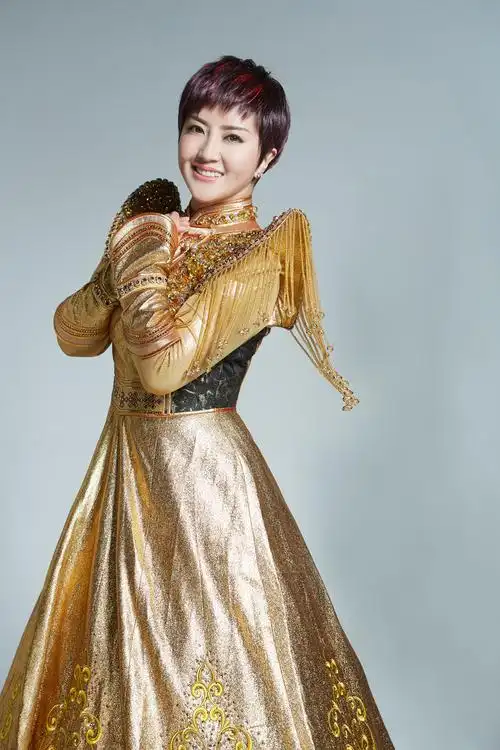 歌手格格写真大赏 气质惊艳美丽动人