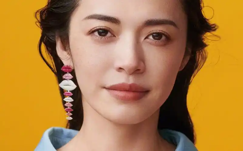 姚晨杂志写真高清桌面壁纸