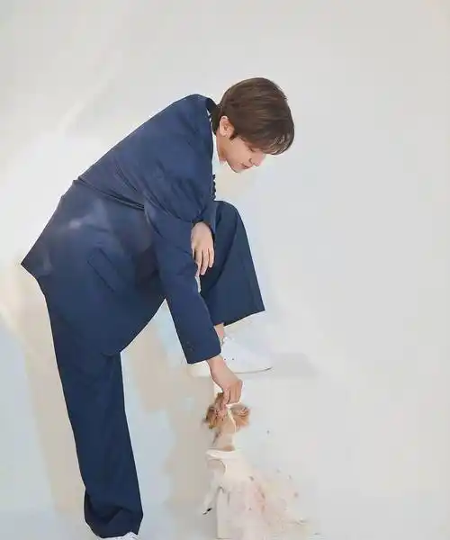 exo朴灿烈发单曲,作为入伍前礼物送粉丝,却被韩网友低分抵制_公司_事