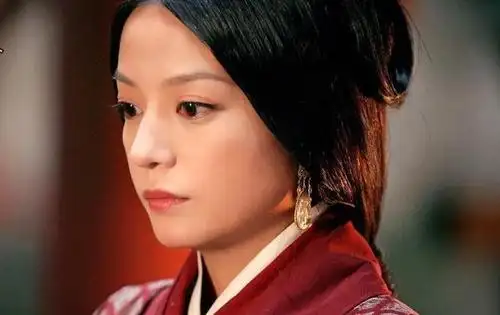 最美古装美女之赵薇,调皮可爱却不失风情万种,迷人的大眼在瞧谁