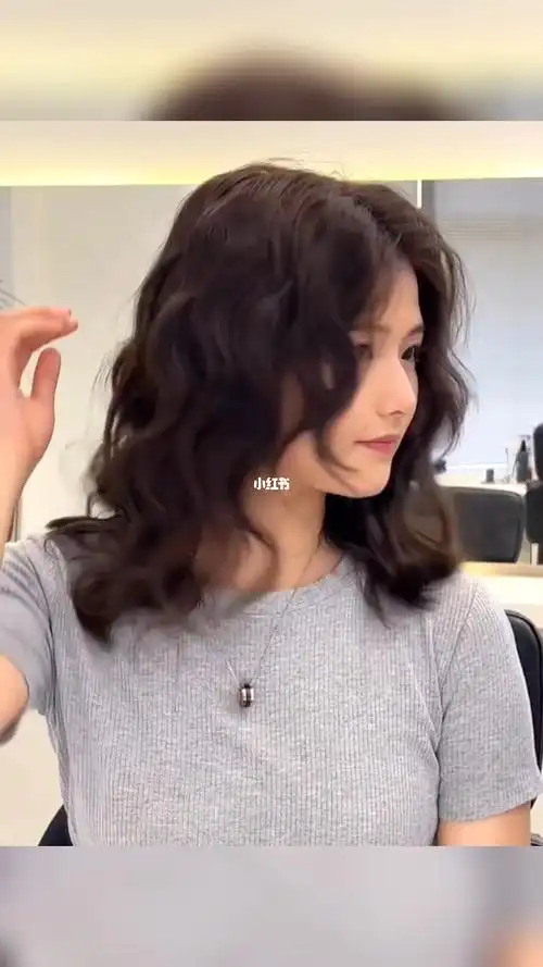 减龄发型  #法式慵懒卷发  #法式烫发  #烫发  #女生烫发发型  #发型