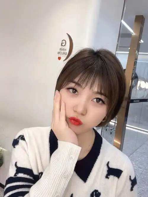 超短发减龄发型波波头