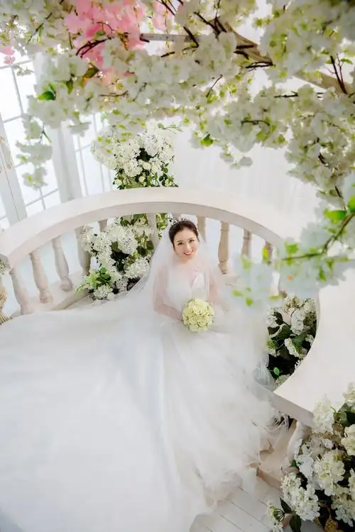 夏朵# 摄影师:张方平 化妆师:吴世菊 设计师:谭丽苹 灯光师:周游