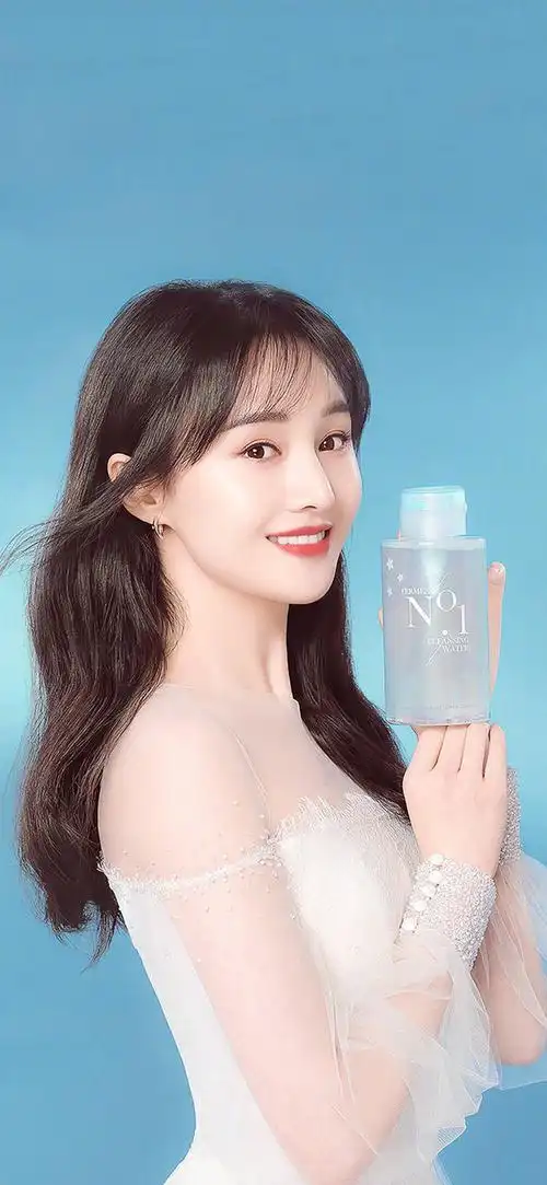 o~圣人o(∩_∩)o~从美图画卷转采于2021-10-01 10:07:12郑爽美妆模特o