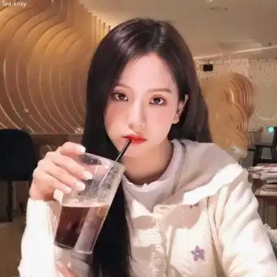 blackpink 金智秀jisoo 头像来源 @tea-krisy