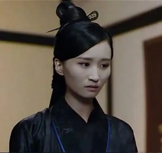 买单的人,能让任嘉伦专注搞事业也不错,如今聂欢和任嘉伦就是真人cp