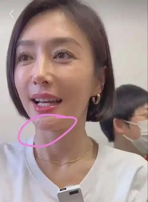 秦岚的生图看上去就有些奇奇怪怪感觉都不太对了