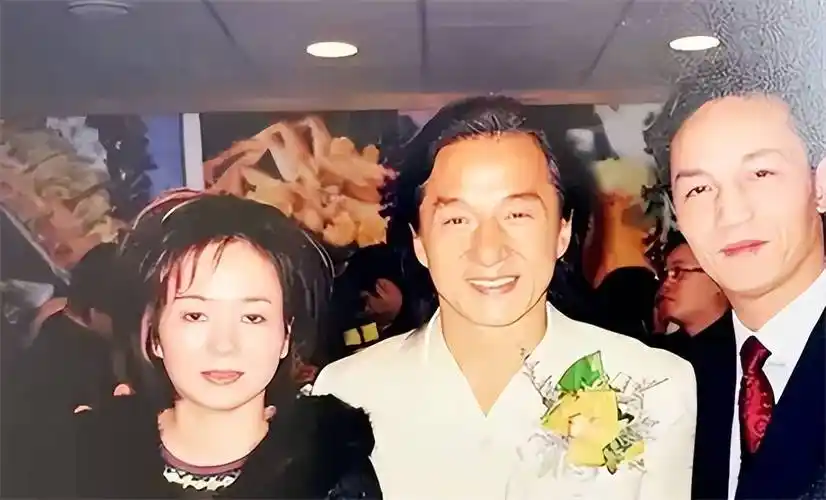 上海前首富周正毅入狱后嫌太热给牢房装空调服刑期间净赚30亿