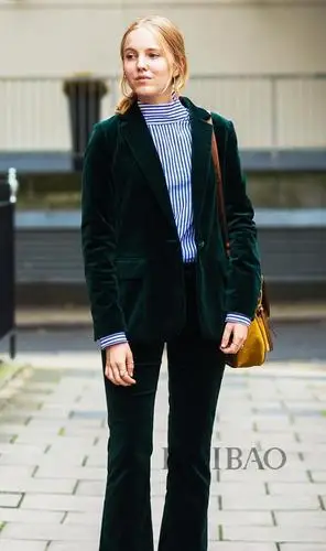 欧美型人街拍look之西装造型