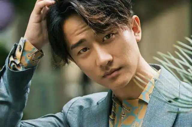 原创谁是85后男明星七日人气榜之首朱一龙黄轩任嘉伦张若昀岳云鹏