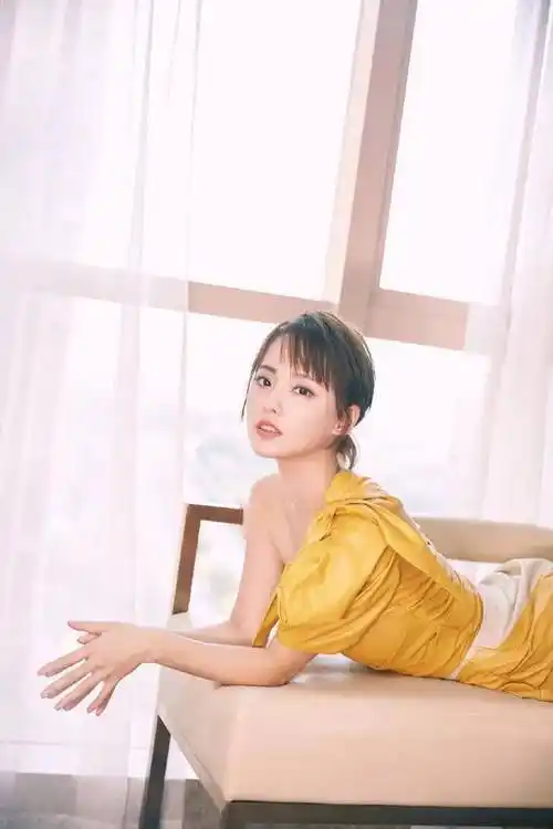 张嘉倪高清图片 第2207期