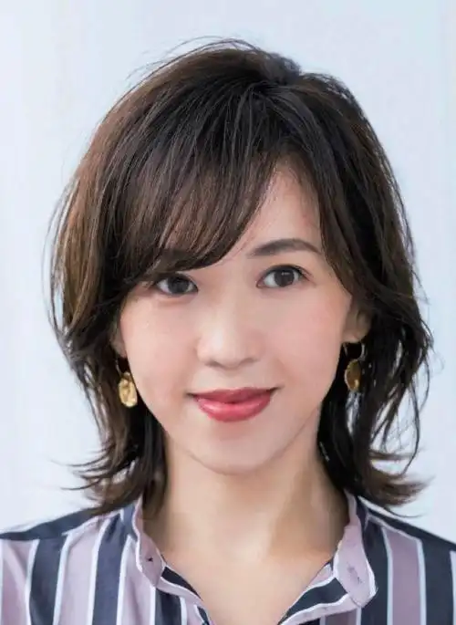 女式短发发型图片大全(女人上了年纪) - 赤虎壹号