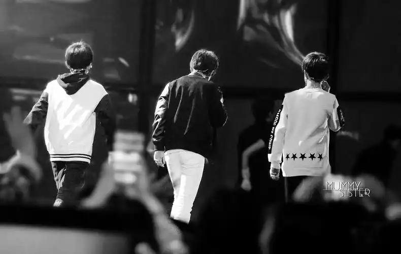 tfboys2015江苏卫视演唱会 - 堆糖,美图壁纸兴趣社区