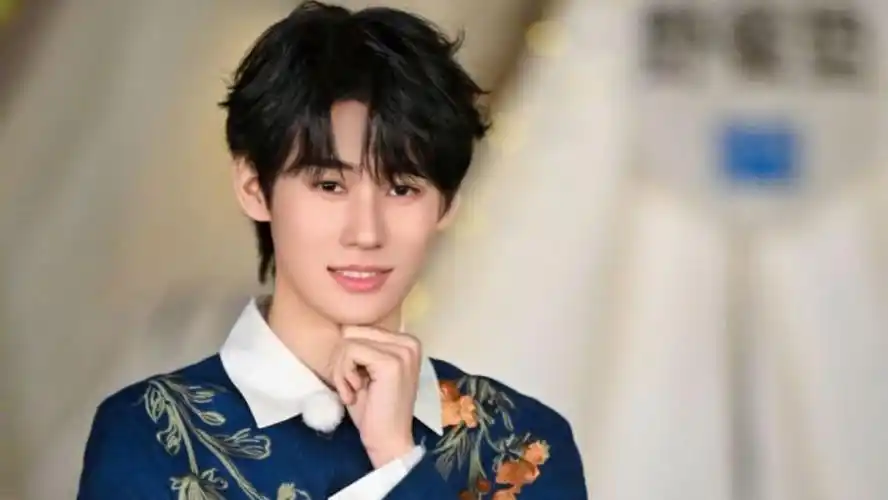 #张真源奔跑吧独家采访##来腾讯视频看奔跑吧##奔跑吧#