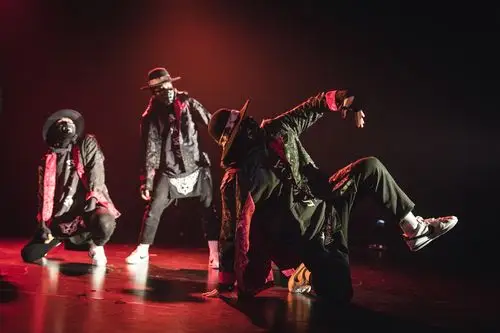 这次坐镇现场的裁判都是国际街舞界中大神,随便说一个名字都是响当当