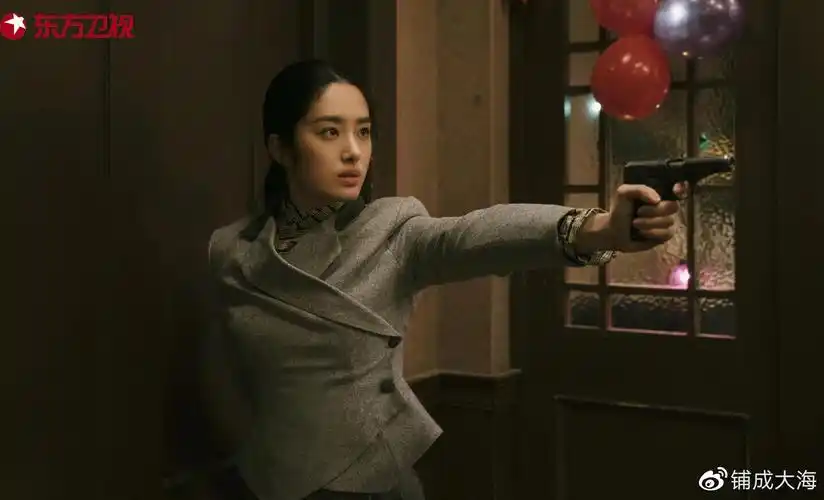 传奇小哪吒的主唱杨采钰,却在《瞄准》中表示太难了