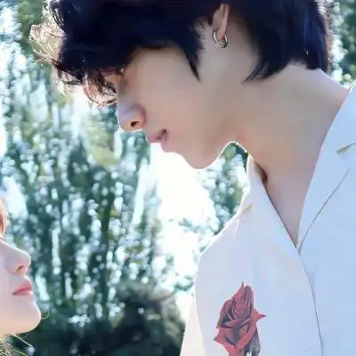 唯美情头真人头像情侣