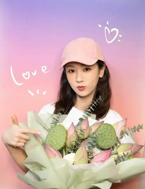 刘学义女友张予曦头发染成了绿色_网友_争议_好朋友