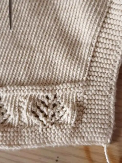 你们棉纱线织衣服会斜吗