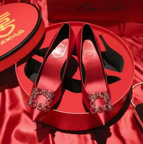 红色高跟鞋女结婚婚鞋秀禾婚纱两穿结婚新娘鞋2022年新款方扣水钻细跟