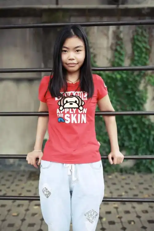 人像菁菁校园袁佳